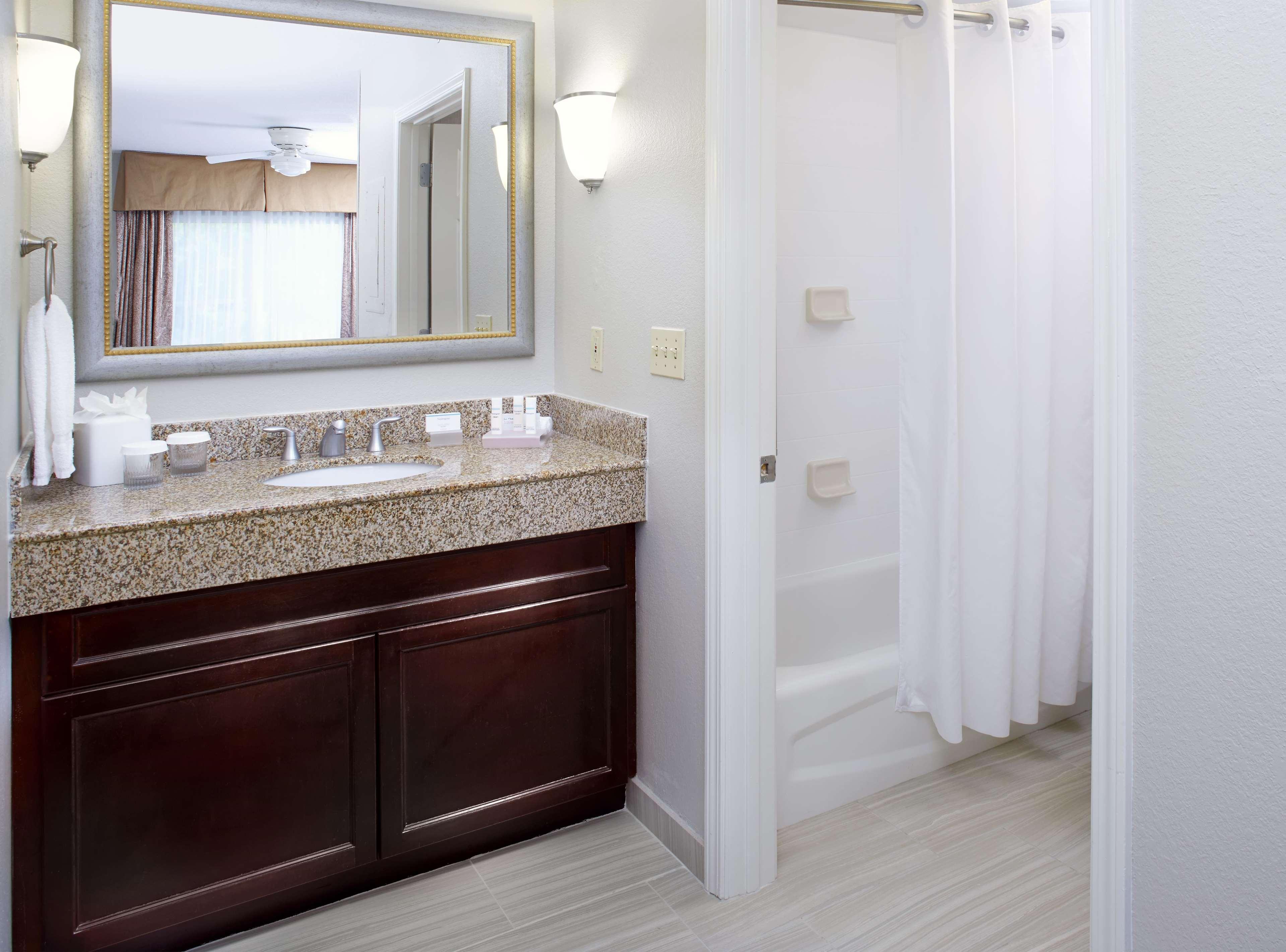Homewood Suites By Hilton Charlotte Airport Exterior photo