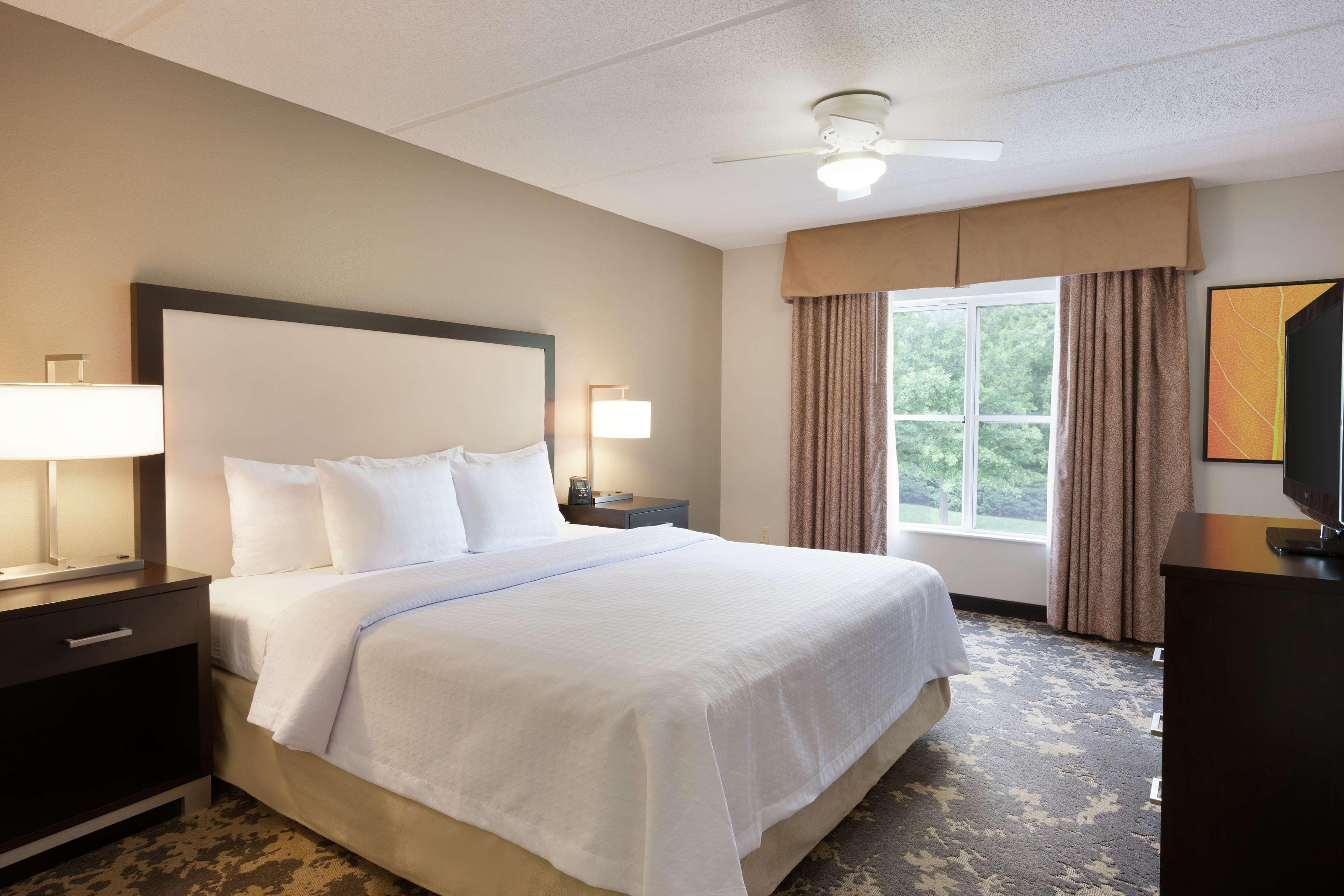 Homewood Suites By Hilton Charlotte Airport Exterior photo