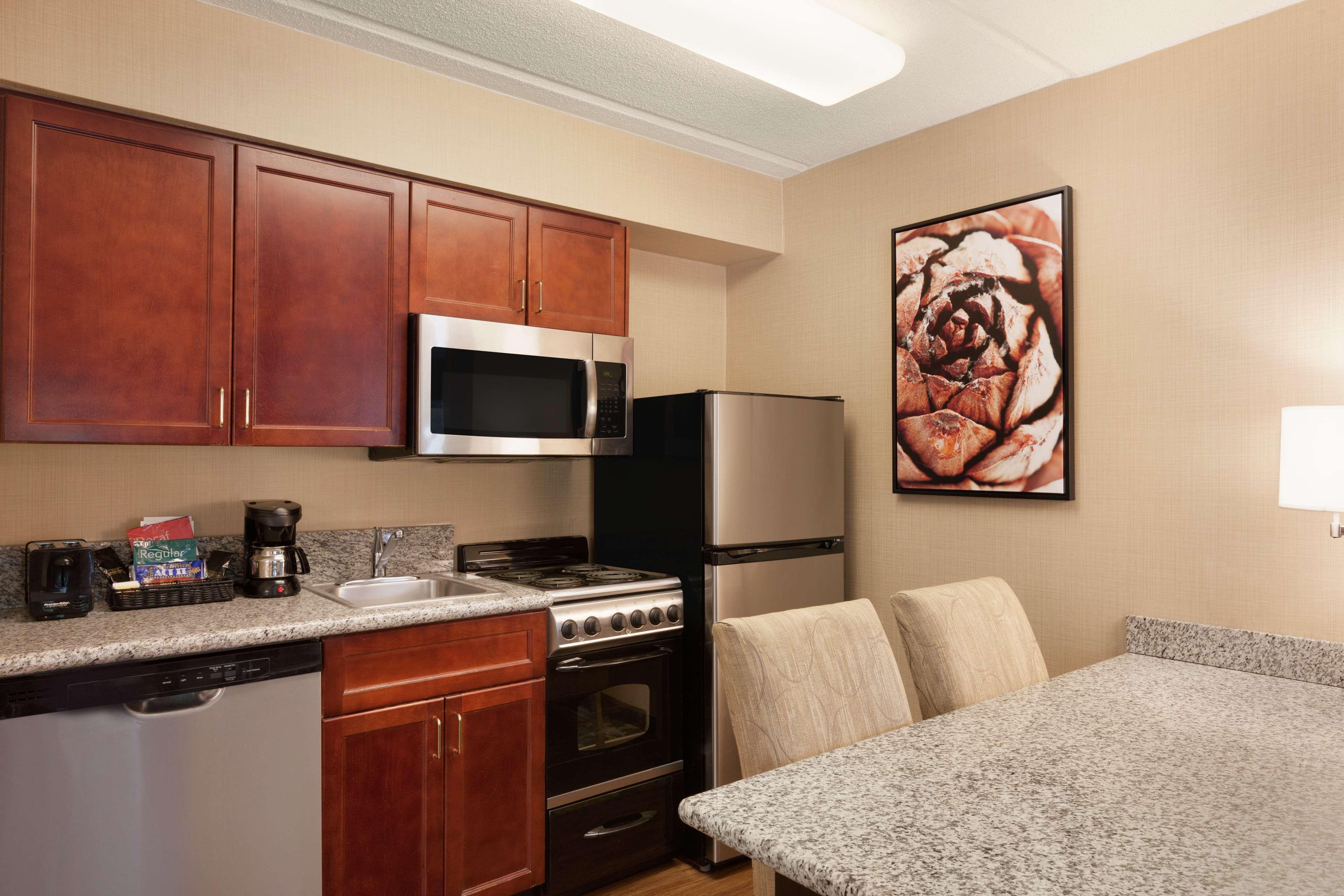 Homewood Suites By Hilton Charlotte Airport Exterior photo