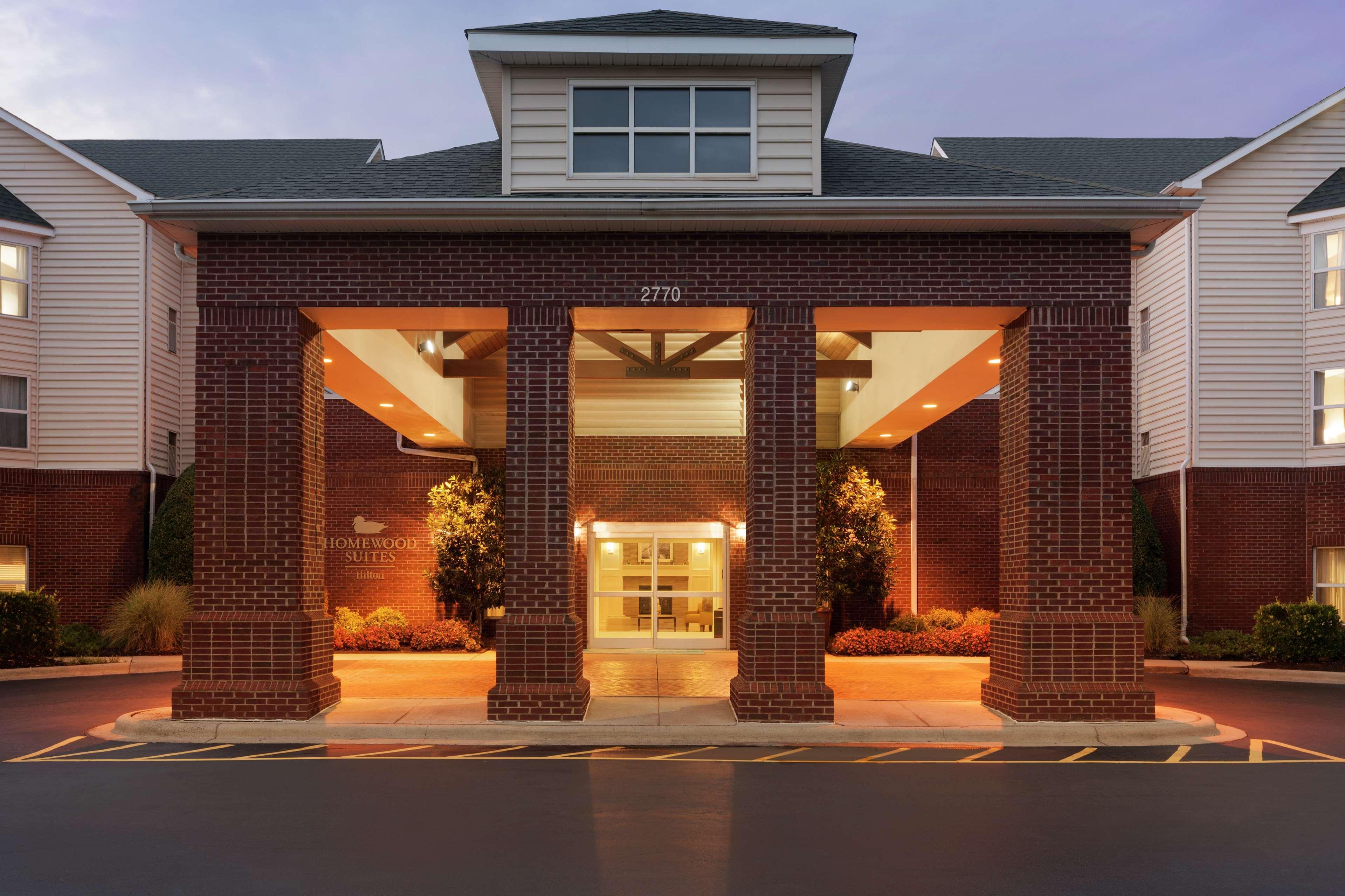 Homewood Suites By Hilton Charlotte Airport Exterior photo