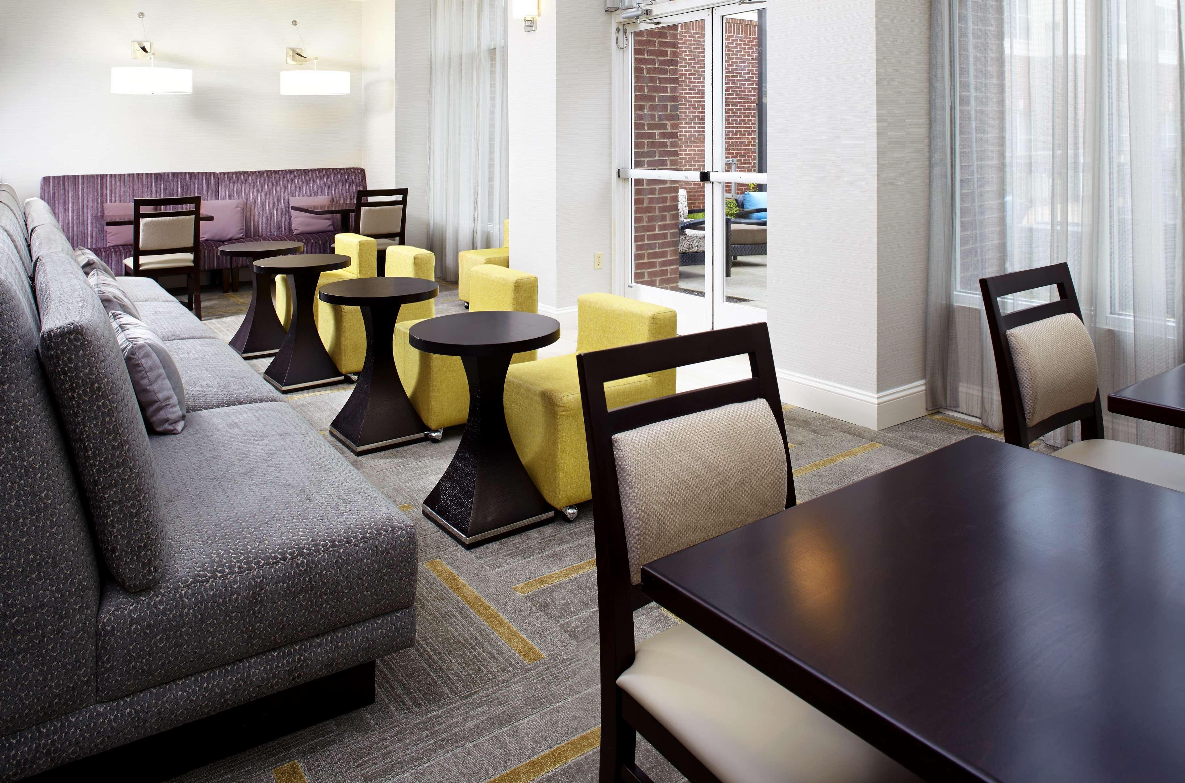 Homewood Suites By Hilton Charlotte Airport Exterior photo