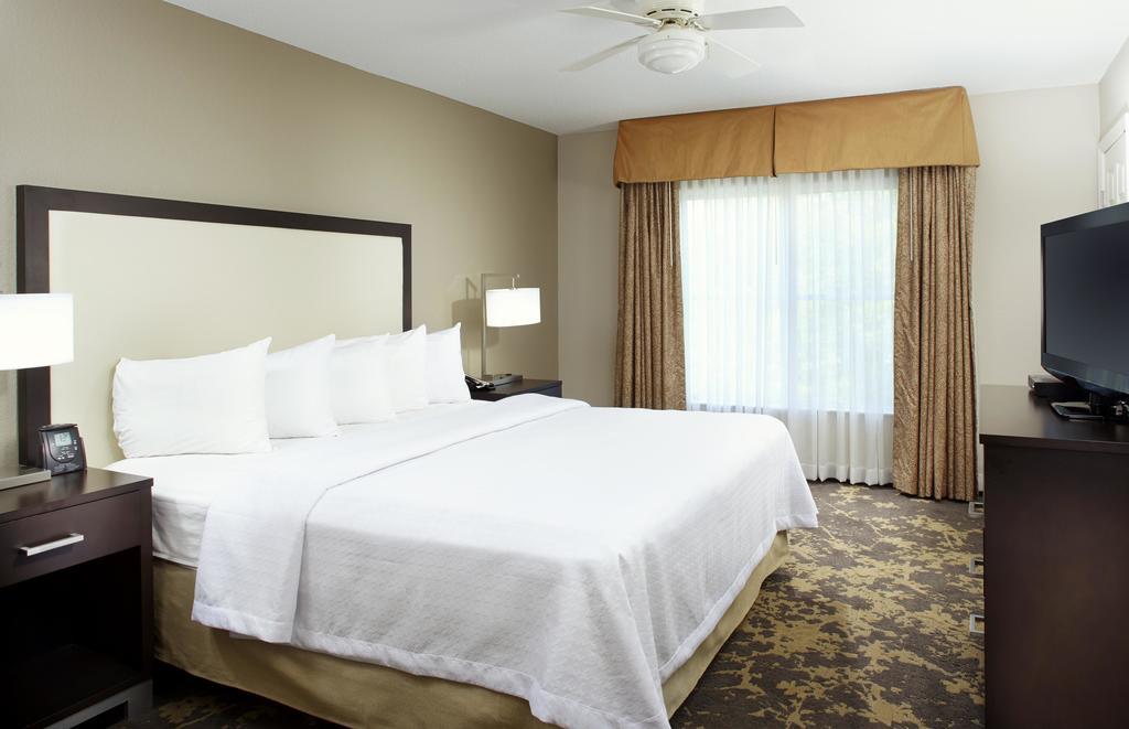 Homewood Suites By Hilton Charlotte Airport Exterior photo
